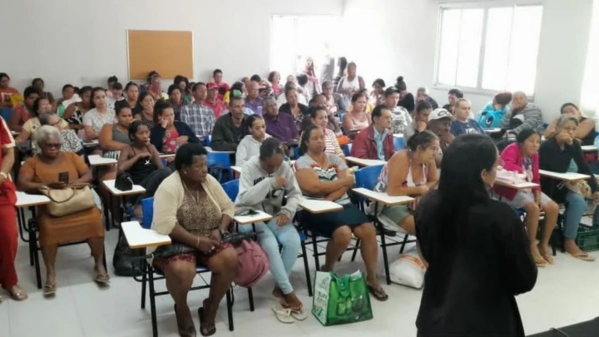 Programa de Aquisição de Alimentos beneficia produtores e famílias em Barra de São Francisco