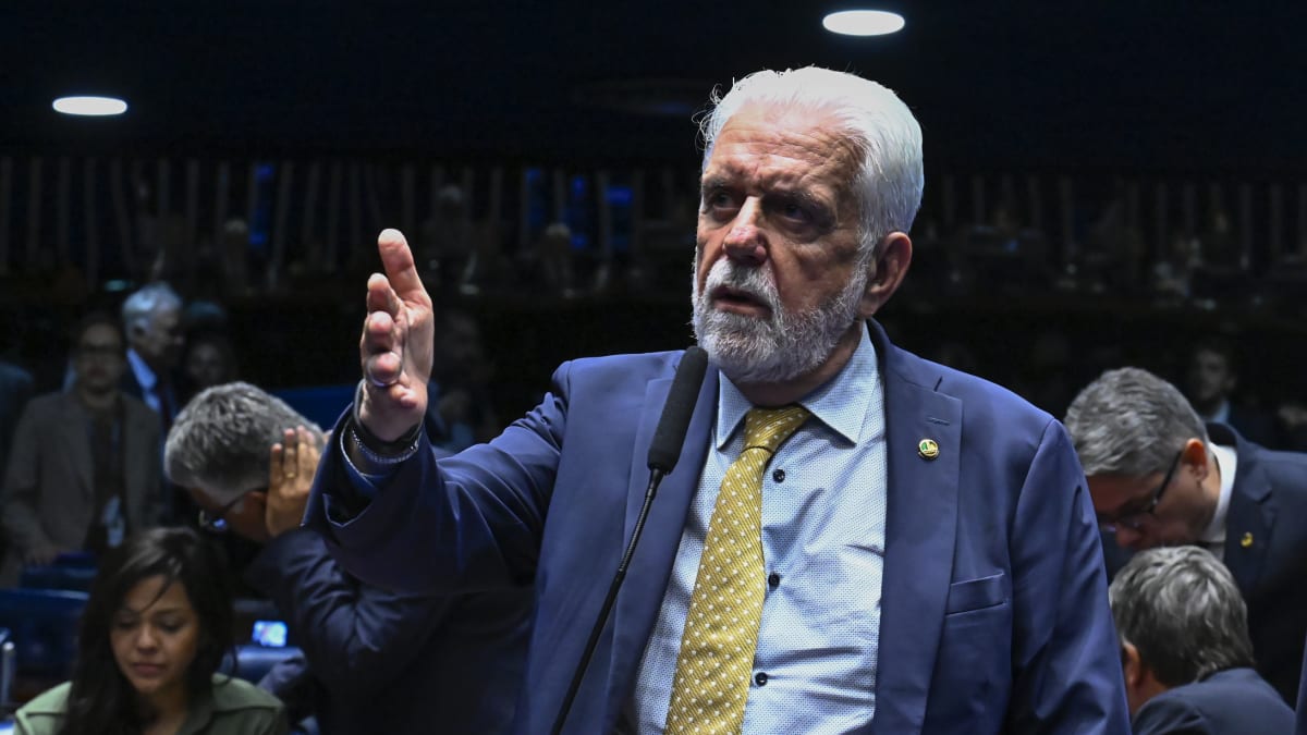 Vereadora Aladilce Souza é oficializada pré-candidata a suplente de Jaques Wagner ao Senado pela Bahia