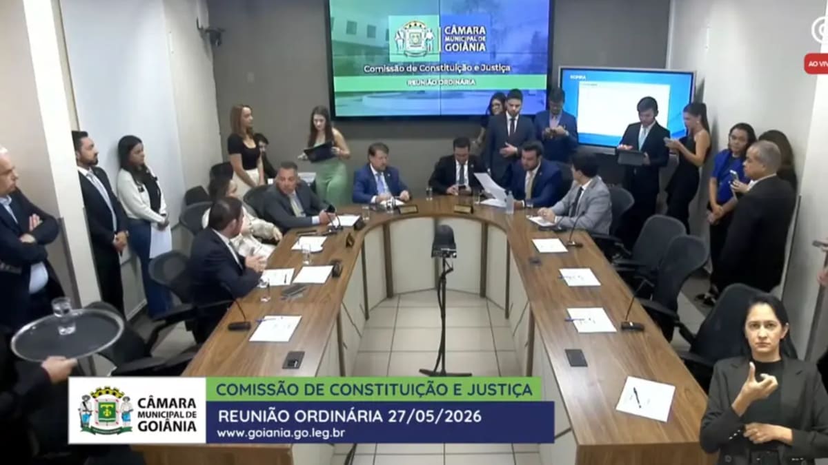 CCJ da Câmara aprova aumento salarial para professores da rede pública de Goiânia