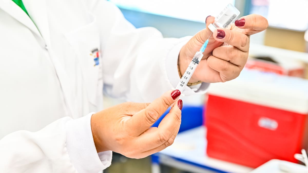 Vitória amplia vacinação contra gripe para toda população acima de seis meses a partir deste sábado