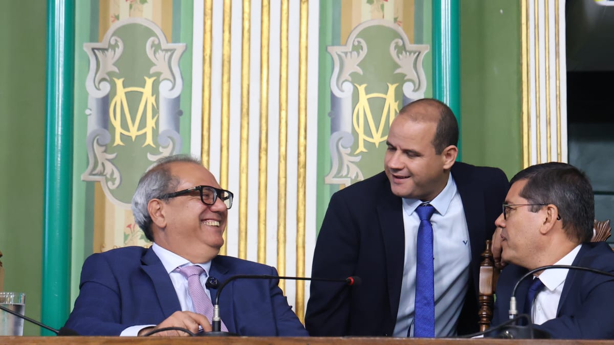 Vereadores de oposição em Salvador conquistam emendas históricas para saúde, obras e educação