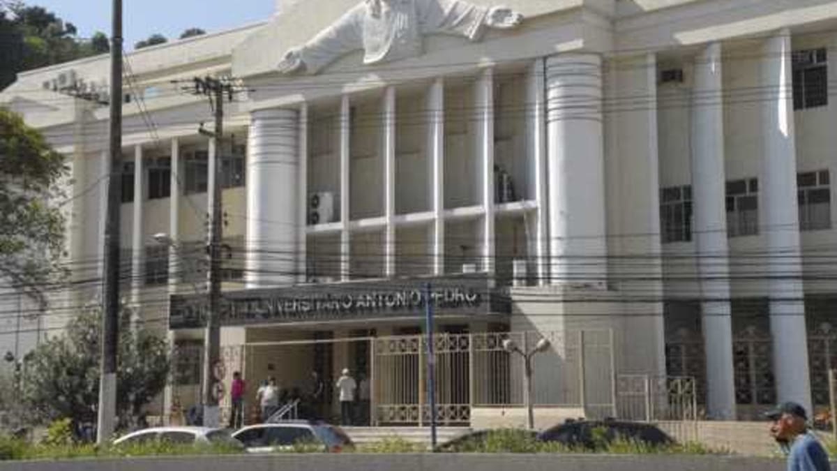 Hospital Universitário Antônio Pedro promove mutirão de saúde para idosos no sábado