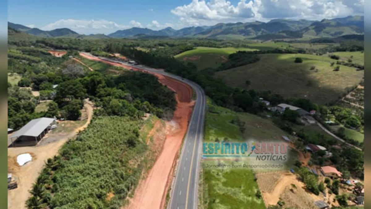 Detonação controlada bloqueia trecho da BR-101 Sul entre Anchieta e Iconha