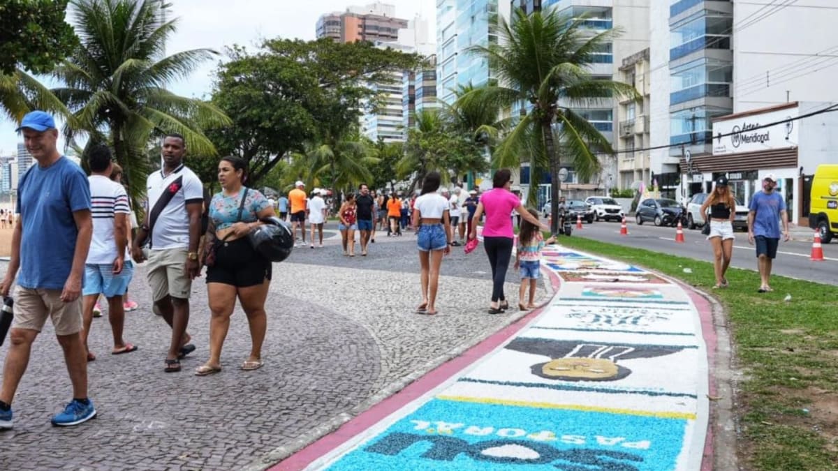 Corpus Christi no Espírito Santo reúne milhares em tapetes artísticos e celebrações religiosas