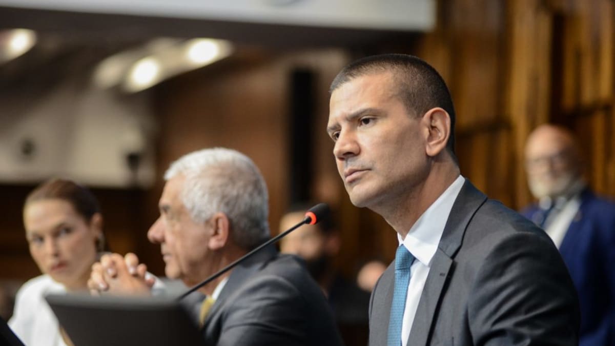 Douglas Ruas pede a Luiz Fux para assumir governo do Rio de Janeiro