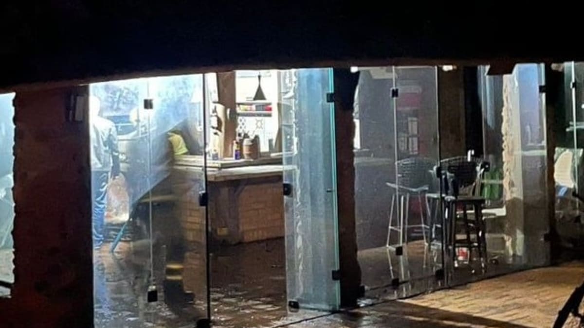 Incêndio danifica quiosque em Bento Gonçalves na noite de quinta-feira