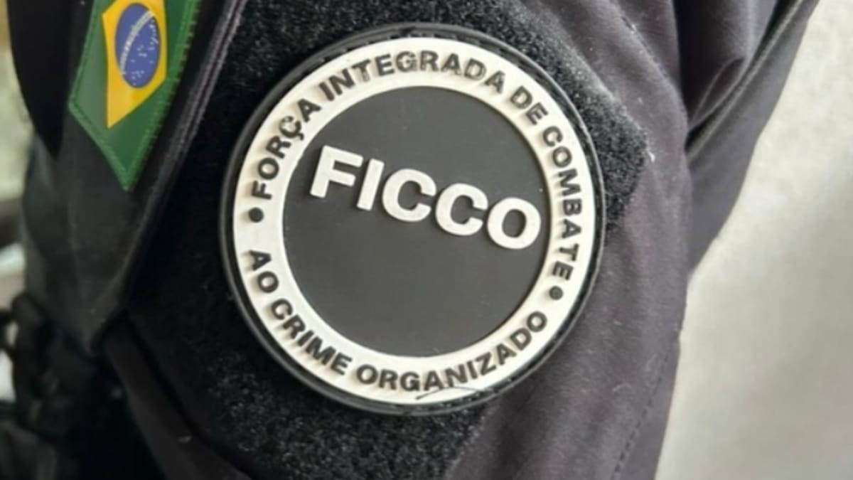Dois suspeitos são presos com drogas e arma com numeração raspada em operação no Espírito Santo
