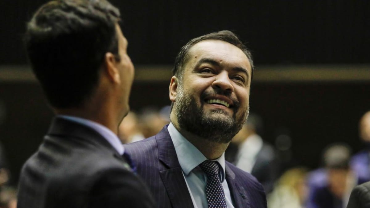 Ex-governador Cláudio Castro recebe salário de R$ 38 mil do Partido Liberal após desistir do Senado