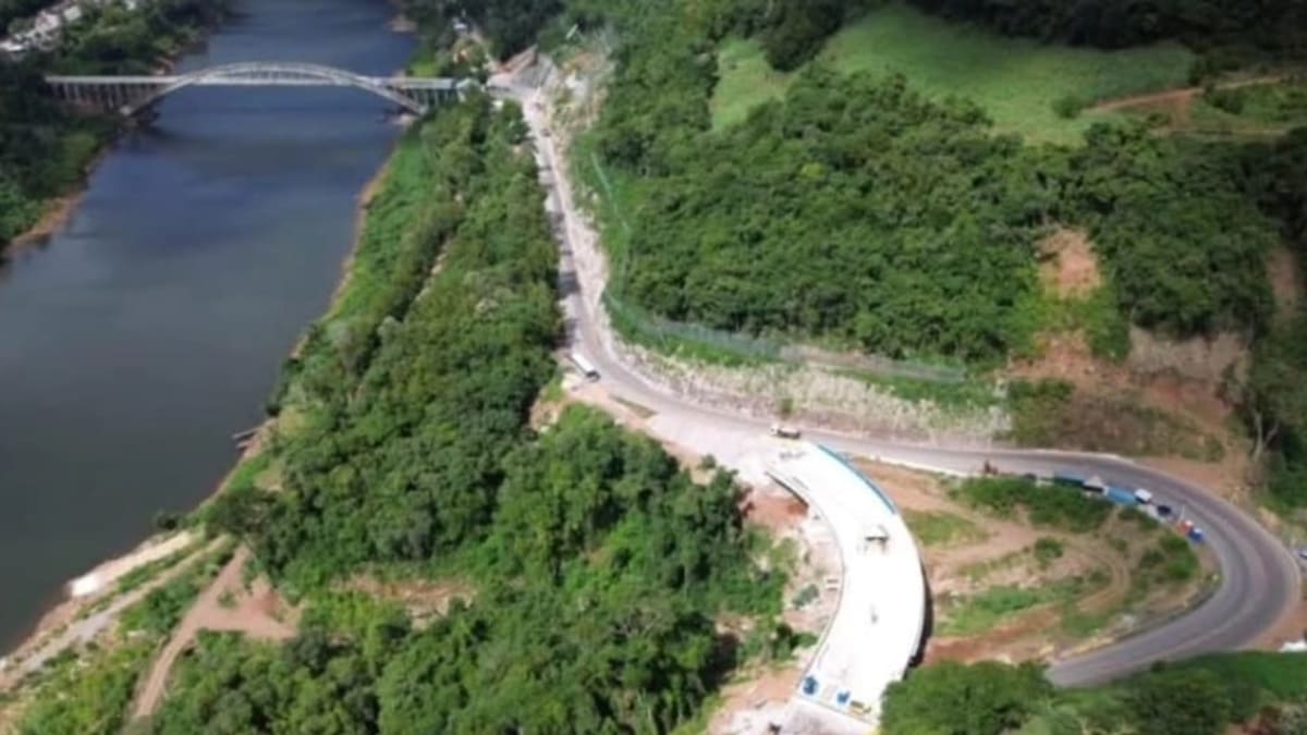 Prefeito de Bento Gonçalves busca esclarecimentos sobre recursos para obras na ERS-431