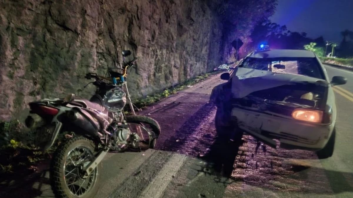 Motociclista morre em colisão com carro na BR-262 em Viana