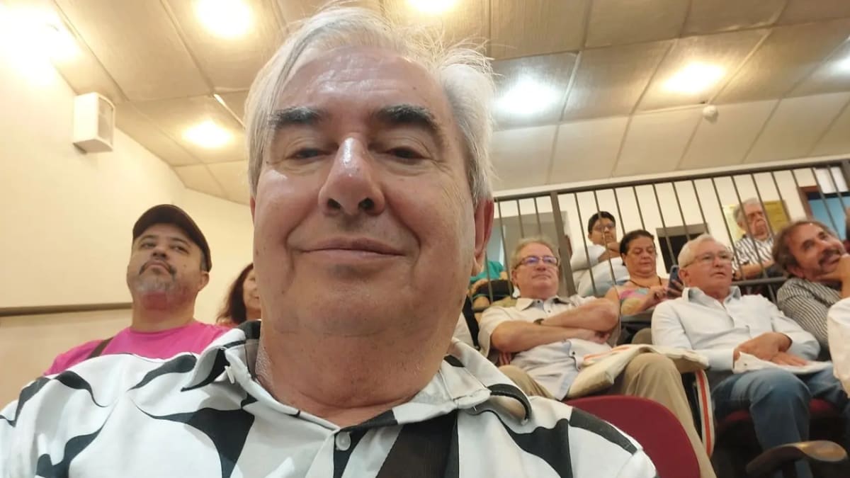Salomão Sousa lança 19º livro com poemas que refletem a vida cotidiana e a memória