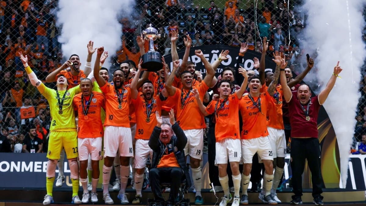 ACBF conquista seu sétimo título continental em temporada de 50 anos