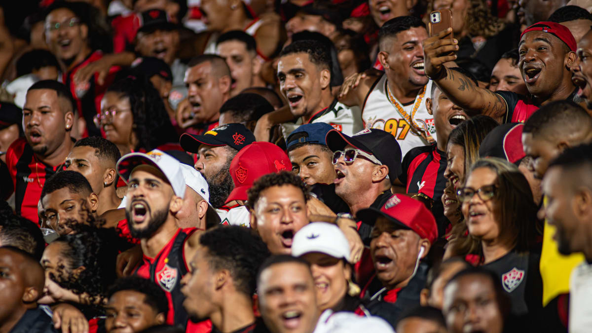 Vitória reabre check-ins cancelados para jogo contra time cearense devido à alta demanda