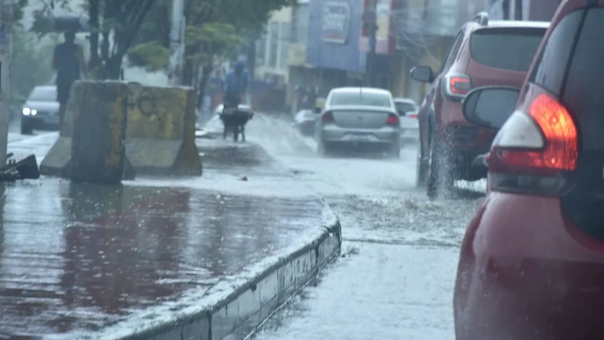Inmet emite alerta amarelo para 131 municípios da Bahia devido a chuvas intensas e ventos fortes