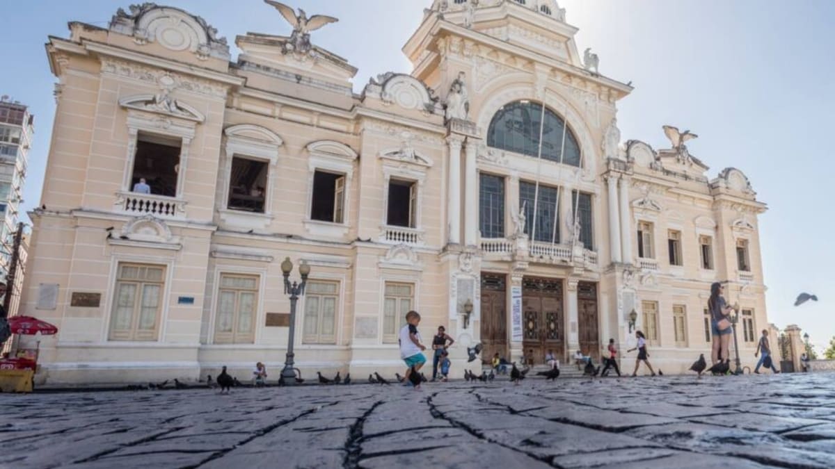 Governo da Bahia autoriza obras para transformar prédio histórico de Salvador em hotel de luxo