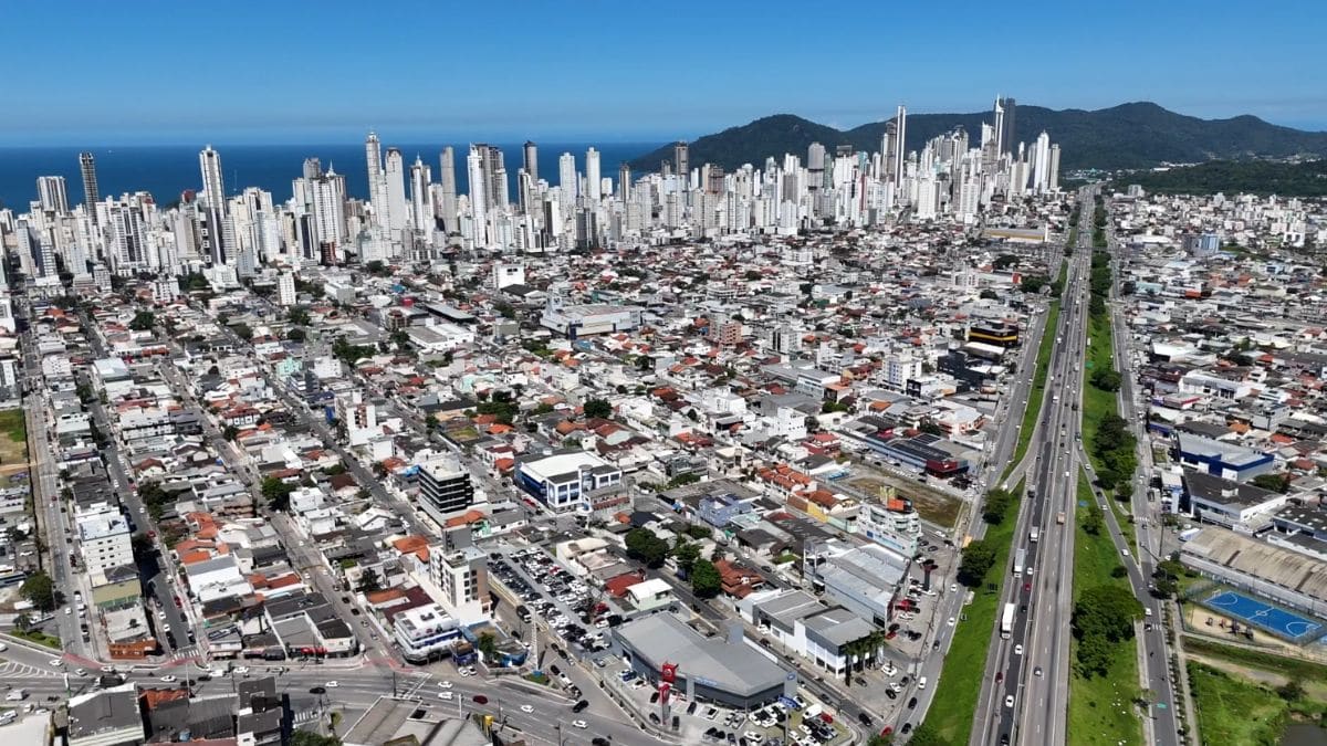 Tráfego nas rodovias do Sul do Brasil pode aumentar até 30% durante feriadão de junho