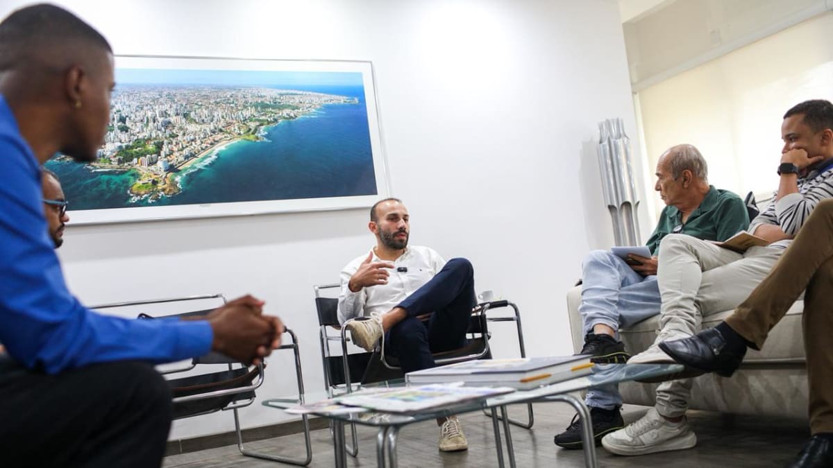 Cientista político avalia impacto da inteligência artificial nas eleições de 2024 na Bahia