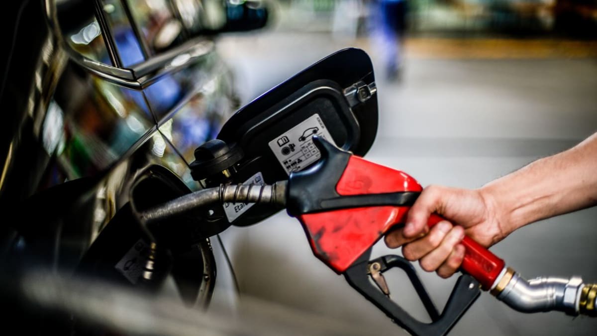 Veja quais postos têm a gasolina e o etanol mais baratos de Goiânia
