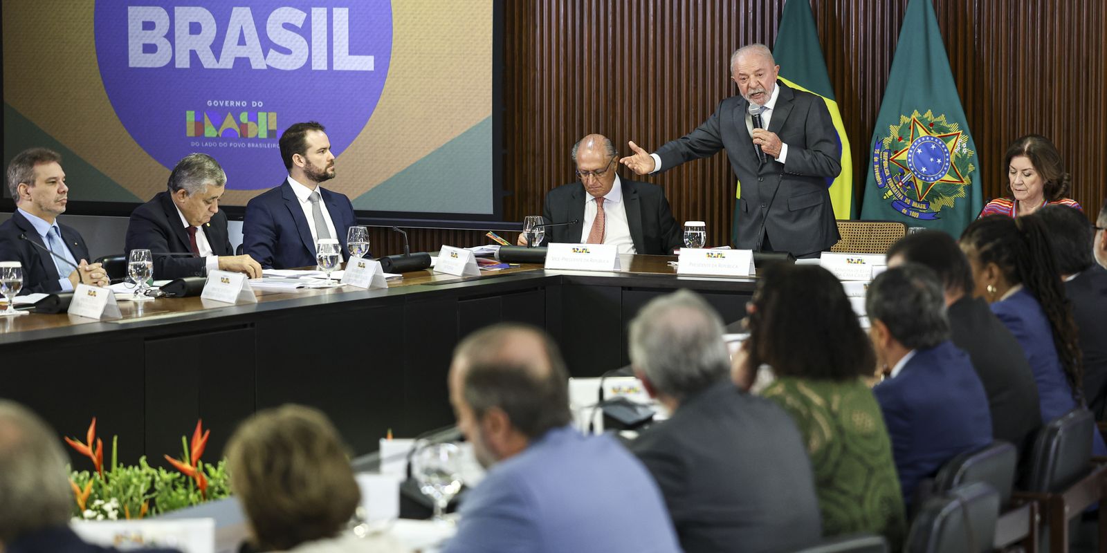 Lula sobre sanções dos EUA "Brasil não é republiqueta insignificante"