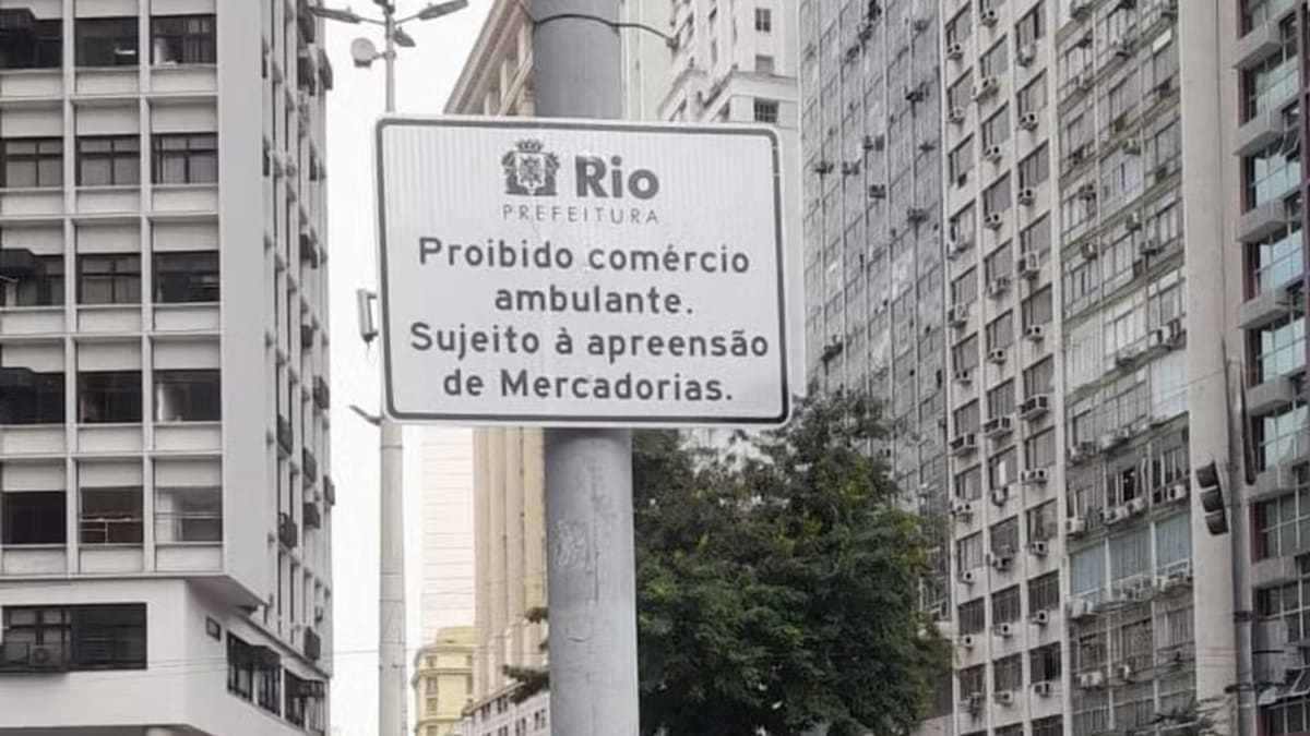 Prefeitura proíbe camelôs na Uruguaiana e no Largo da Carioca