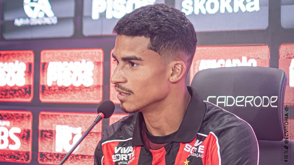 Comprado pelo Vitória, Renê prega foco na final e avalia evolução