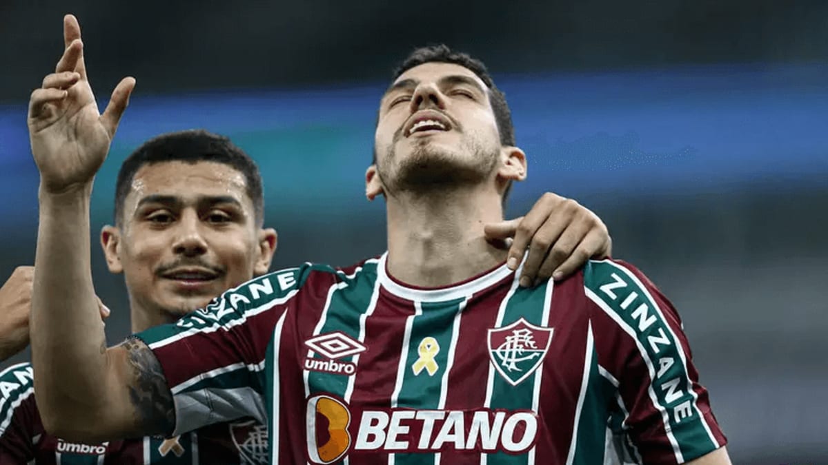 Fluminense envia proposta ao Zenit para tentar o retorno do zagueiro Nino