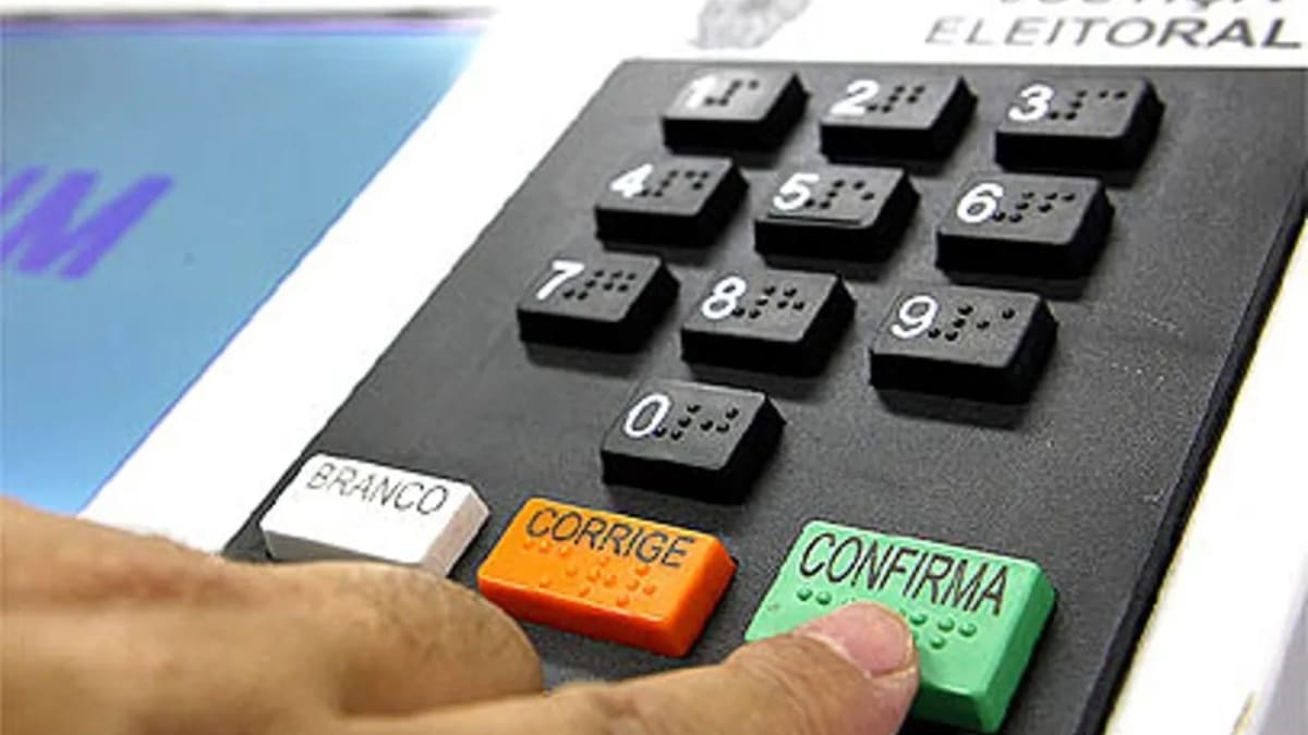 Fundo eleitoral milionário e vaquinhas online: desigualdade marca disputa entre partidos