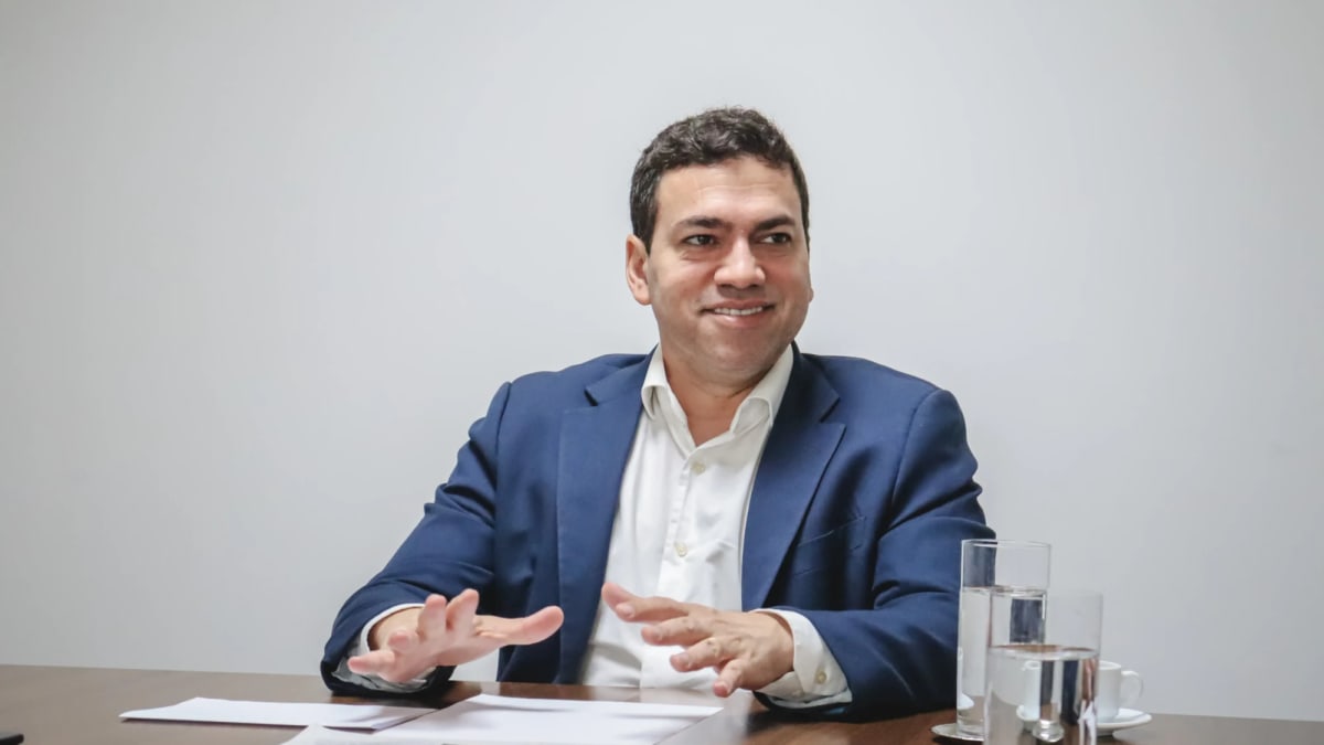 Governo quer centralizar atendimento em canal único de serviços no WhatsApp com uso de IA