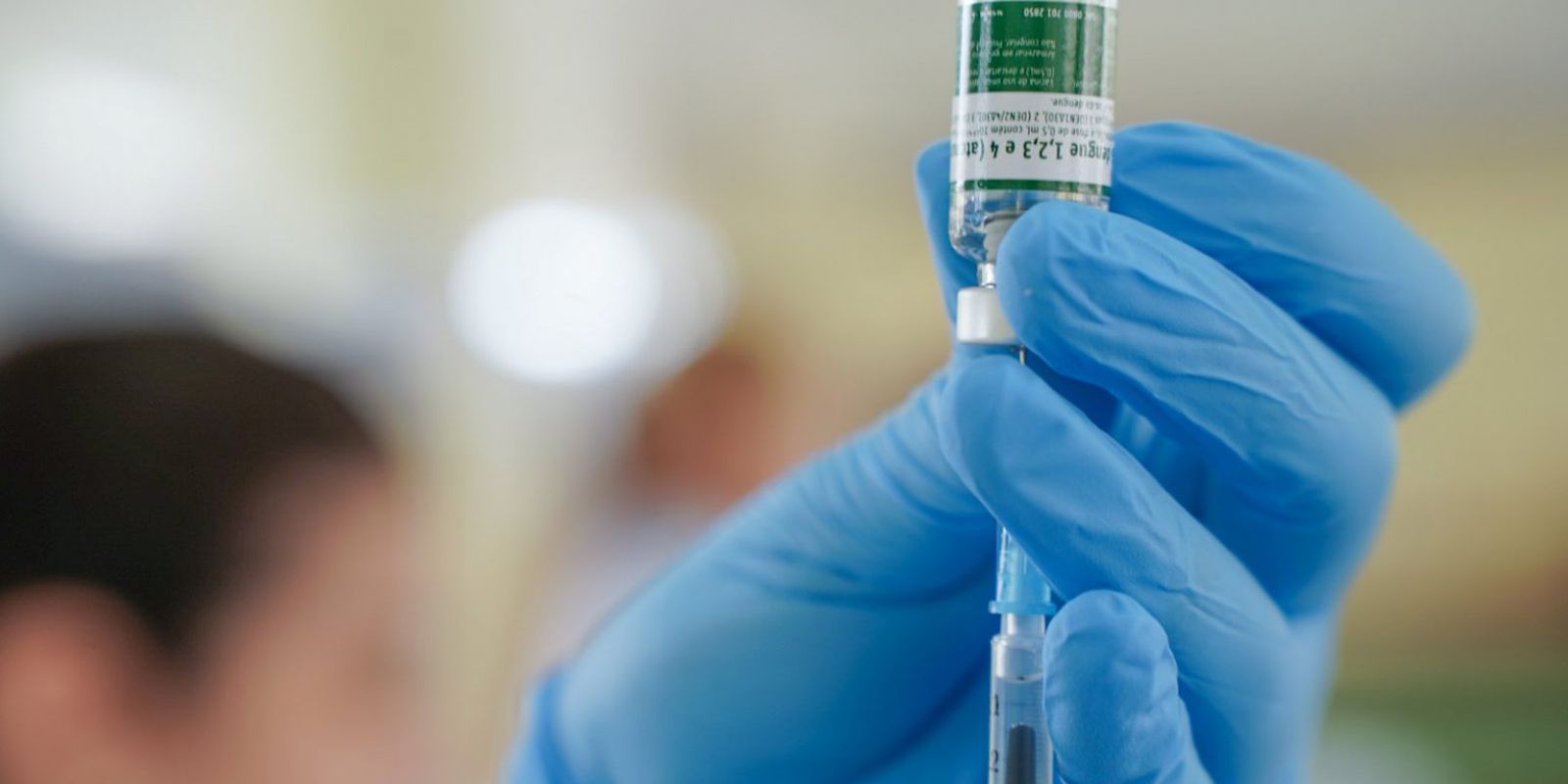 Suspensão de vacina contra dengue do Butantan foi feita por precaução