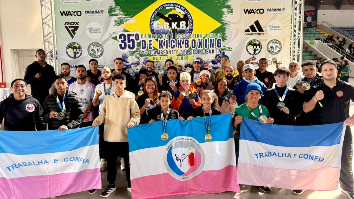 Espírito Santo conquista 34 medalhas no Campeonato Brasileiro de kickboxing