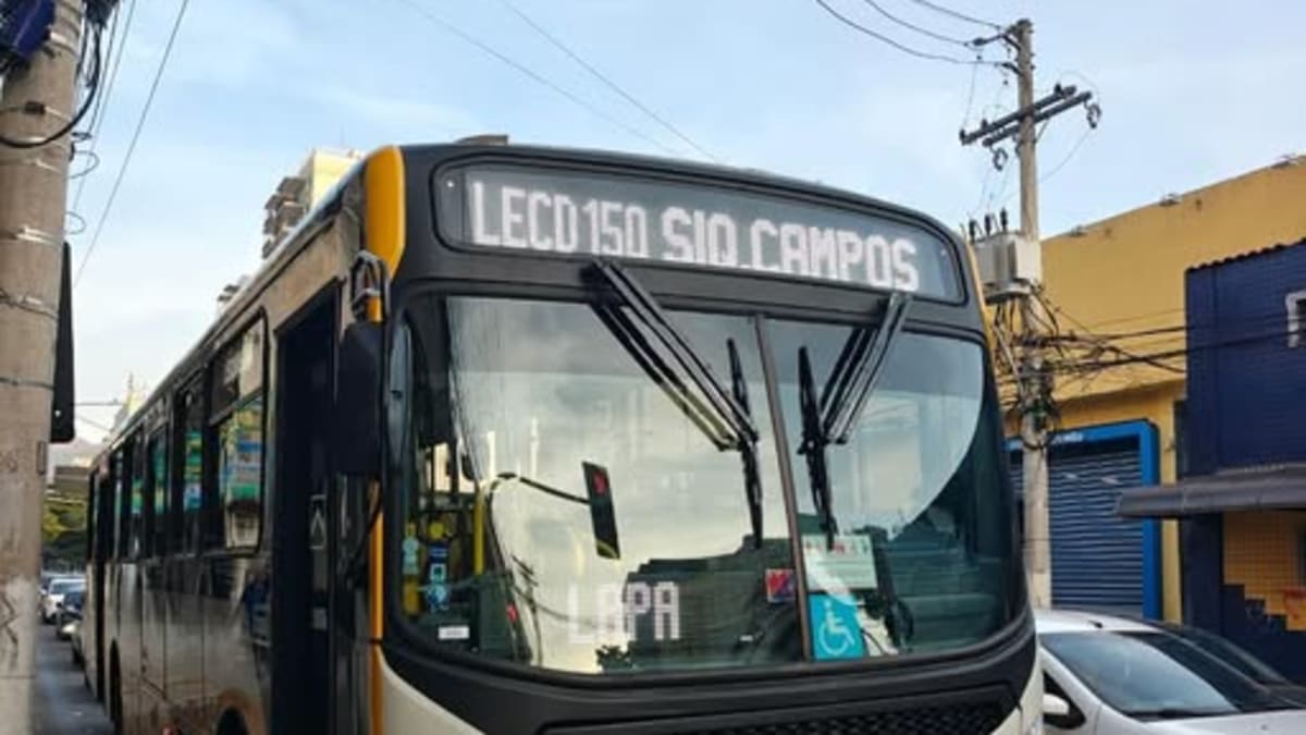 Nova linha 433 gera dúvidas entre passageiros; serviço tem mudanças no itinerário e no ponto final