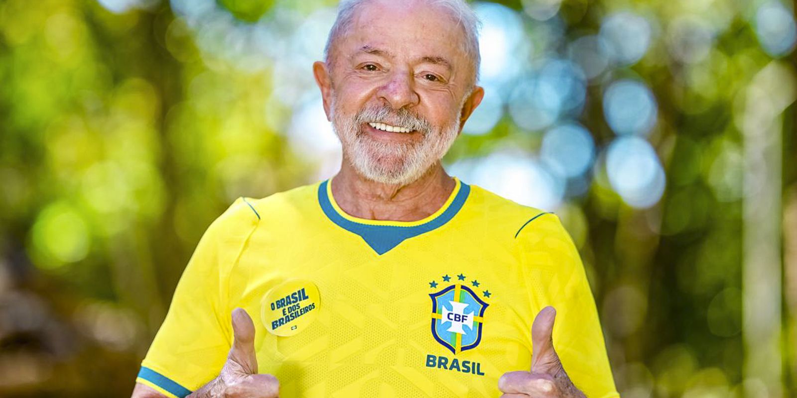 Lula pede para seleção do Brasil "jogar com a alma" na Copa do Mundo