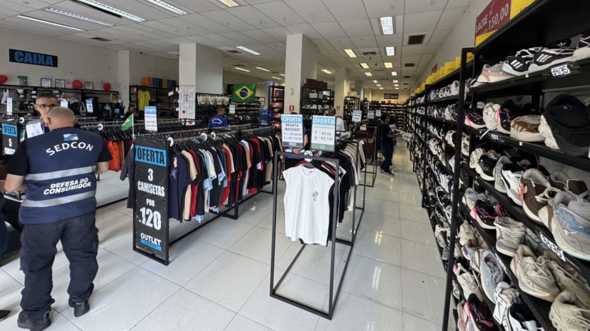Procon-RJ apreende mais de 10 toneladas de produtos falsificados em Duque de Caxias