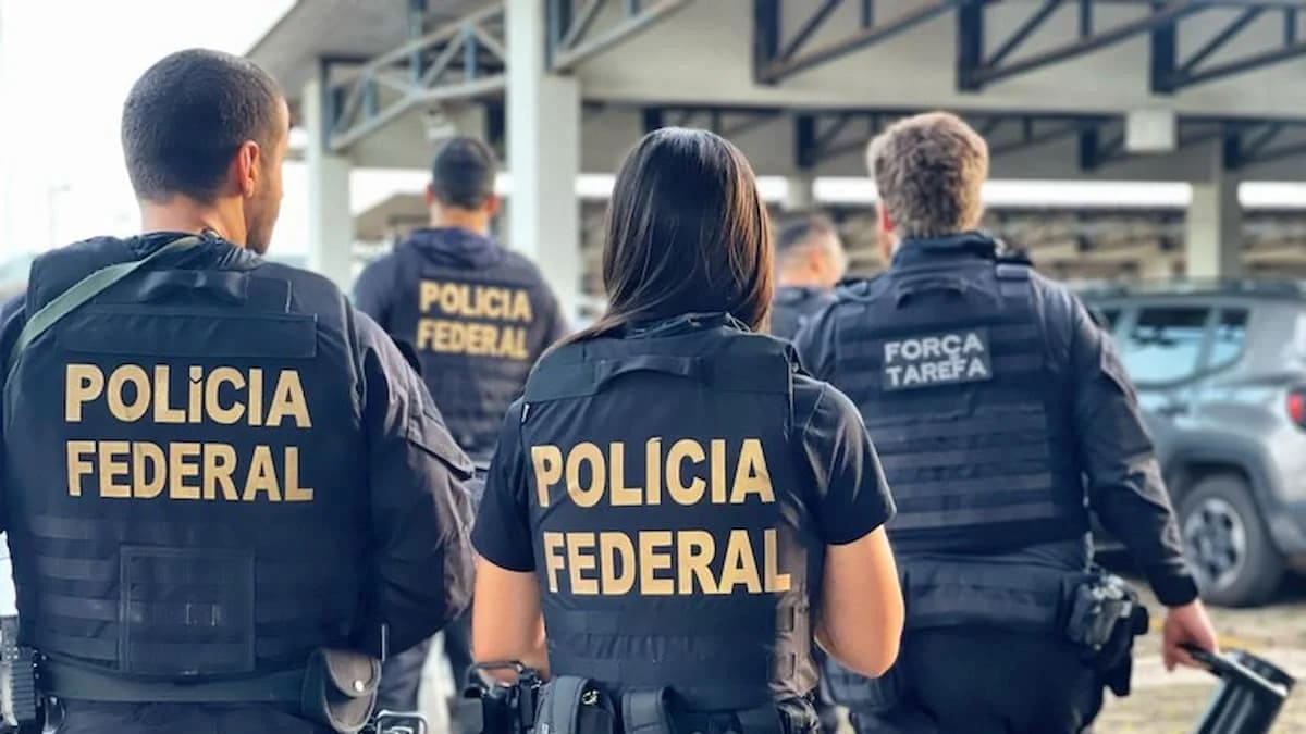 Polícia Federal incinera 2,5 toneladas de drogas apreendidas no Rio de Janeiro