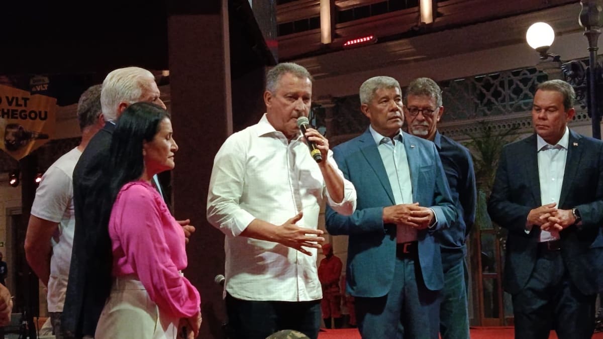 Jerônimo Rodrigues inaugura Estação Calçada e inicia operação do primeiro trecho do VLT de Salvador