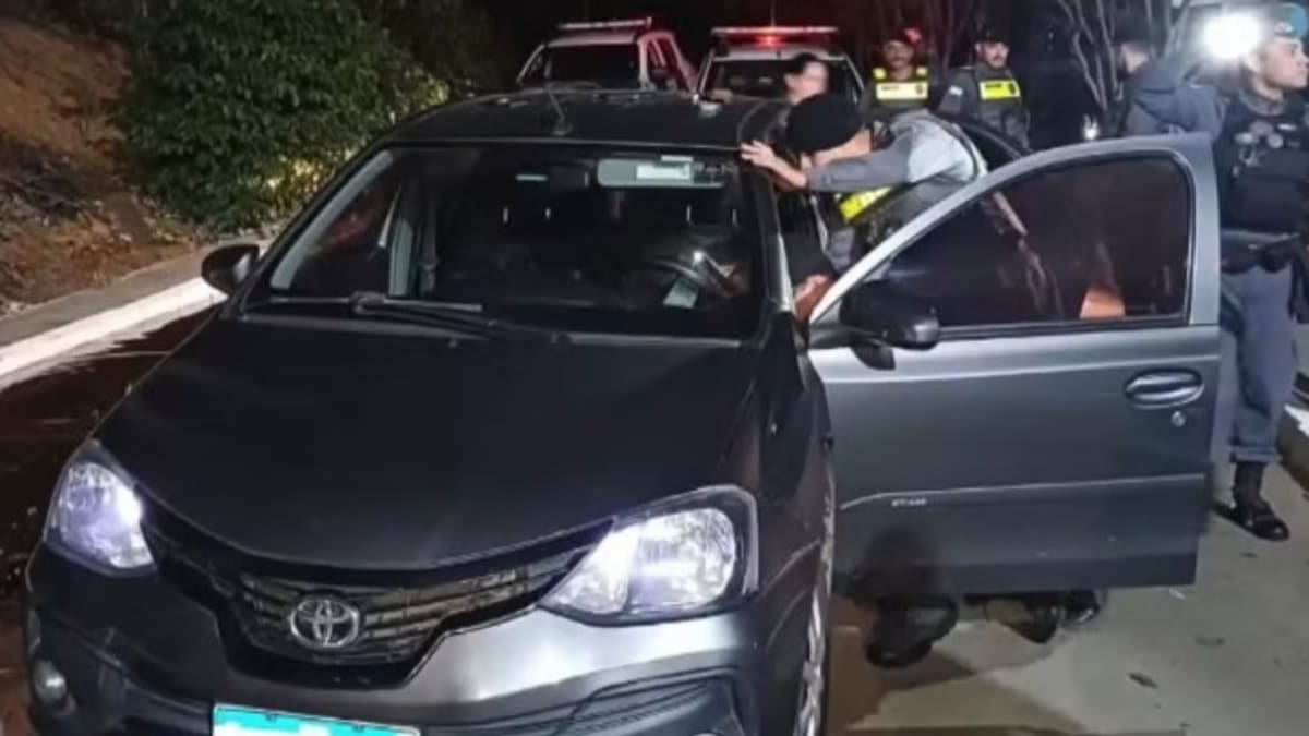 Suspeitos fogem da polícia e entram por engano em batalhão da PM em Viana