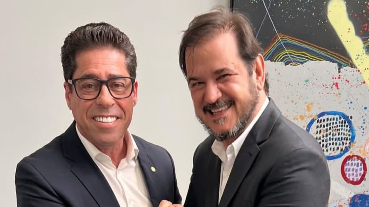 O jogo de Marcelo Santos na Convenção do União Brasil do ES