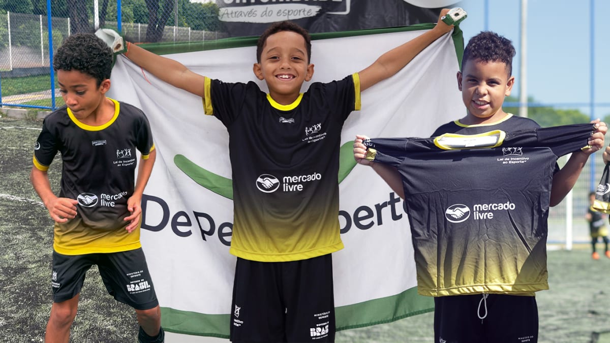 Pequenos baianos de projeto social se inspiram em craques da Seleção