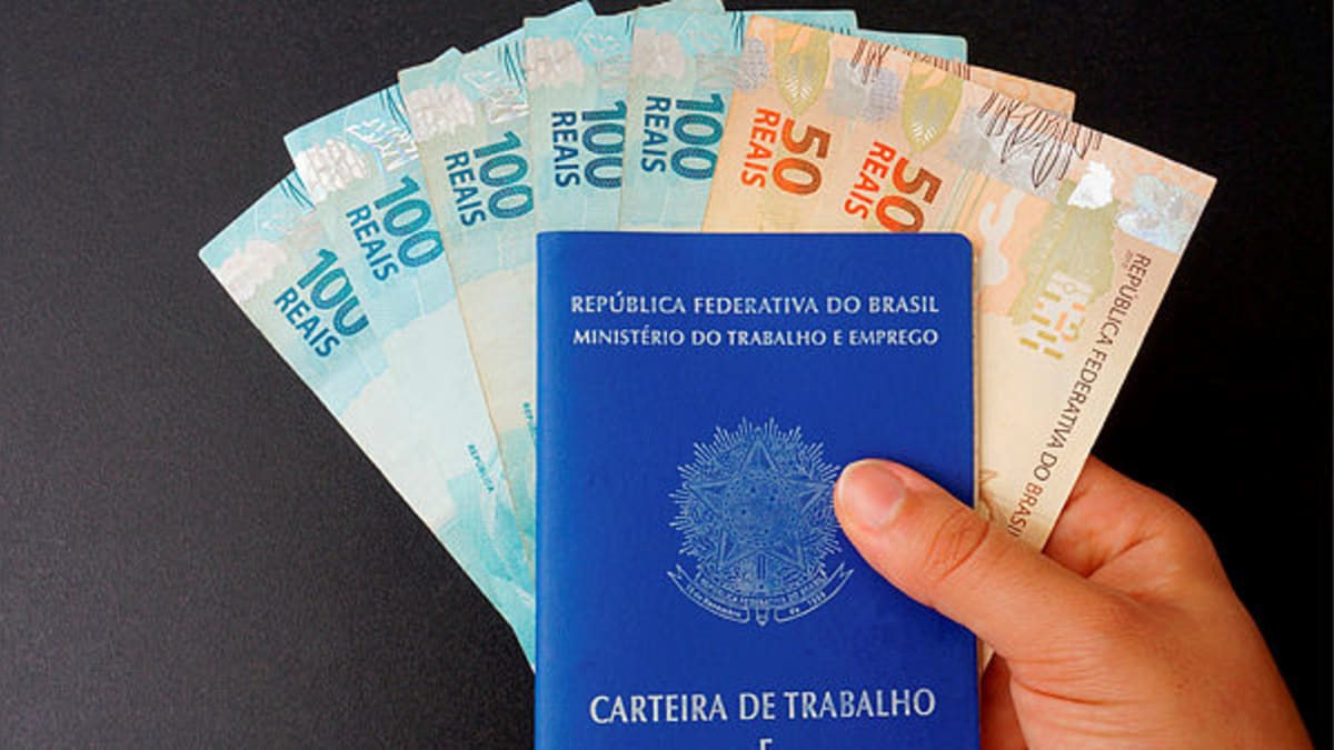 PEC do trabalho flexível: entenda projeto que propõe jornada por horas