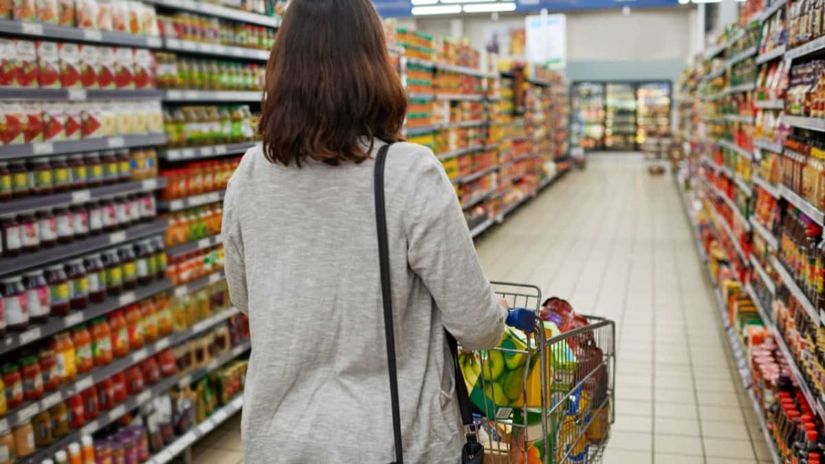 Pesquisa aponta variação de 167% nos preços de itens da cesta básica em Goiânia