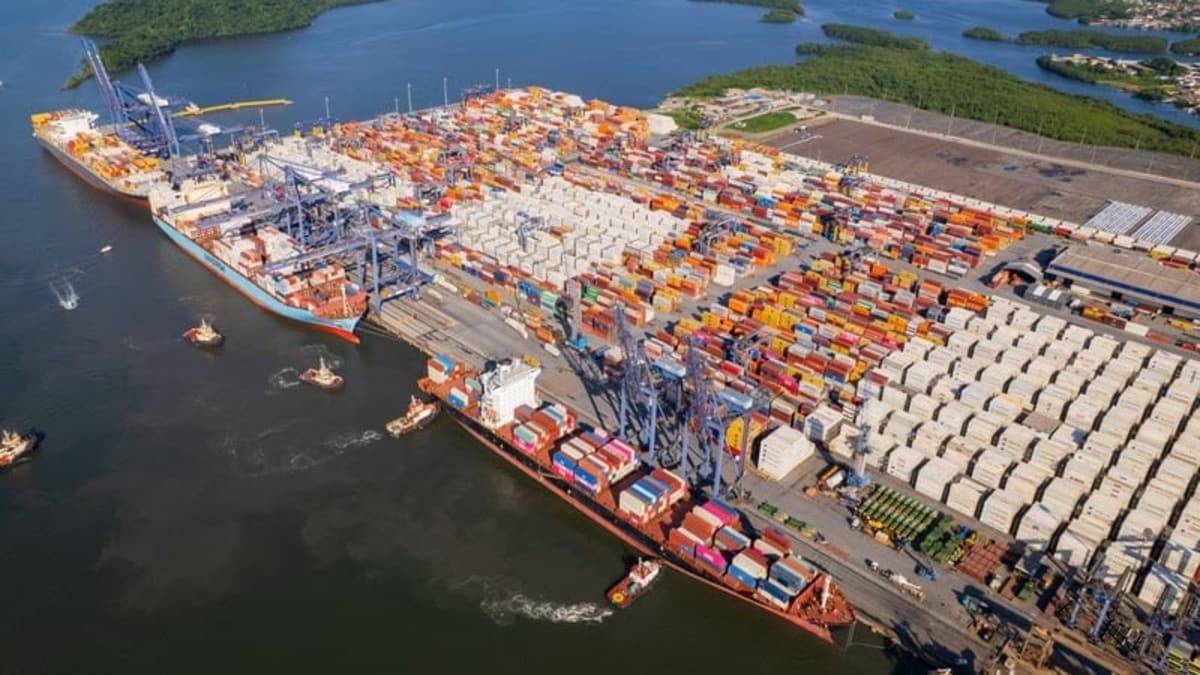 Terminal de paranagua movimenta 690 mil conteineres entre janeiro e maio de 2026