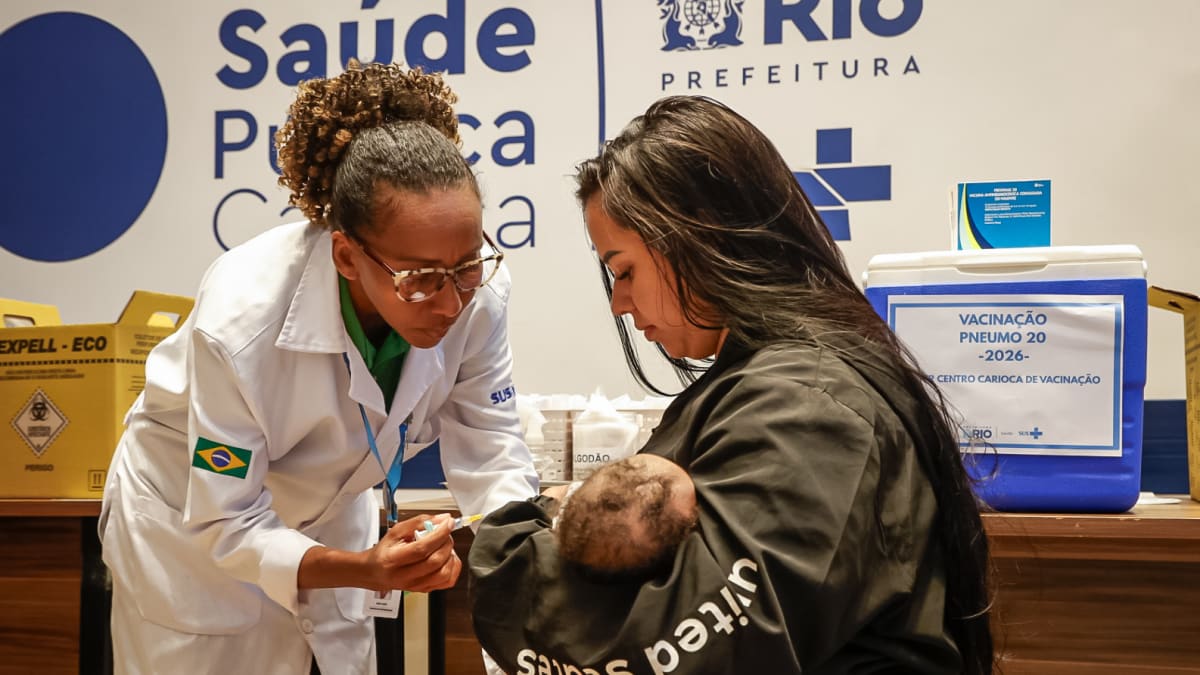 Rio inicia vacinação com a pneumo 20 em crianças de até 5 anos