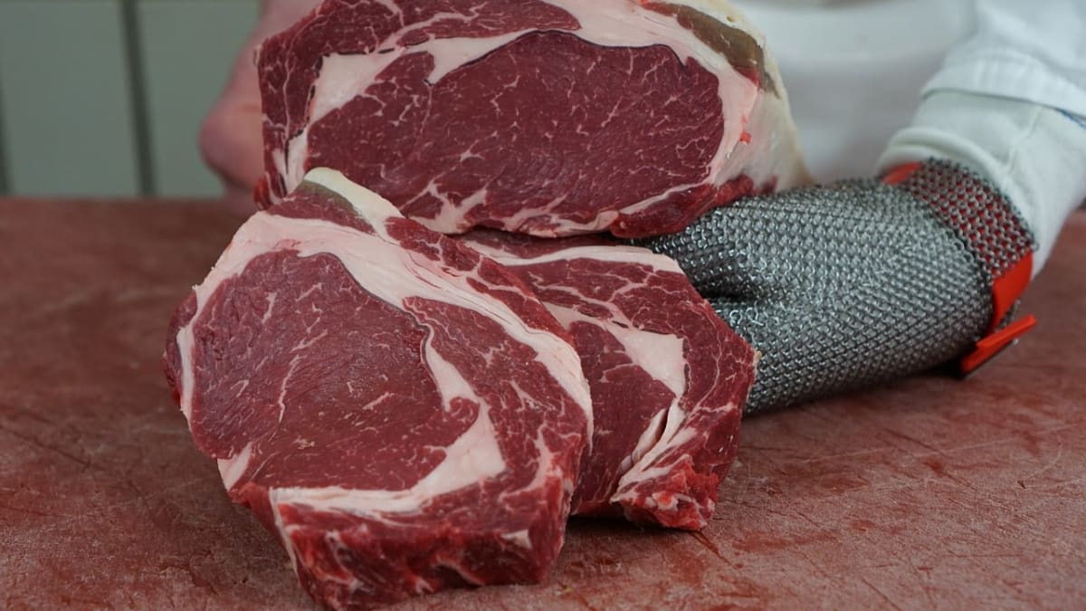 Limitacao de outros exportadores tende a fortalecer competitividade da carne brasileira