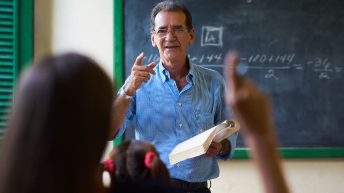 MPF aponta que 37 municípios do ES ainda não pagam piso nacional dos professores