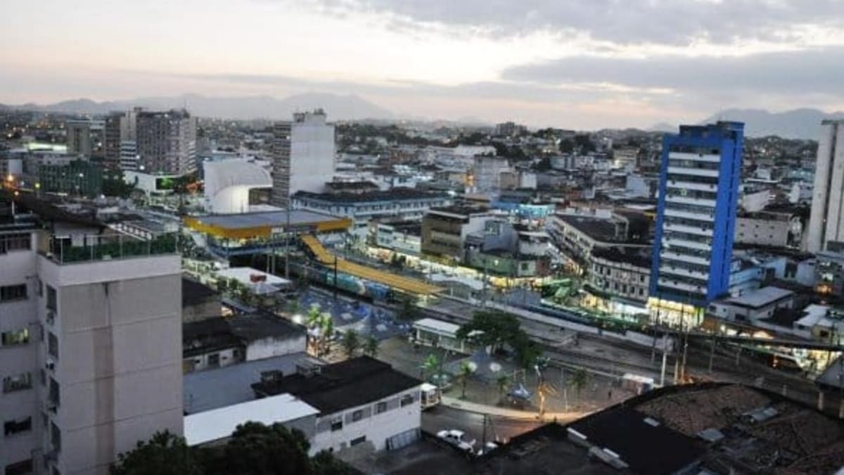 Baixada e bairros da Zona Norte concentram mais da metade dos roubos de veículos no Rio