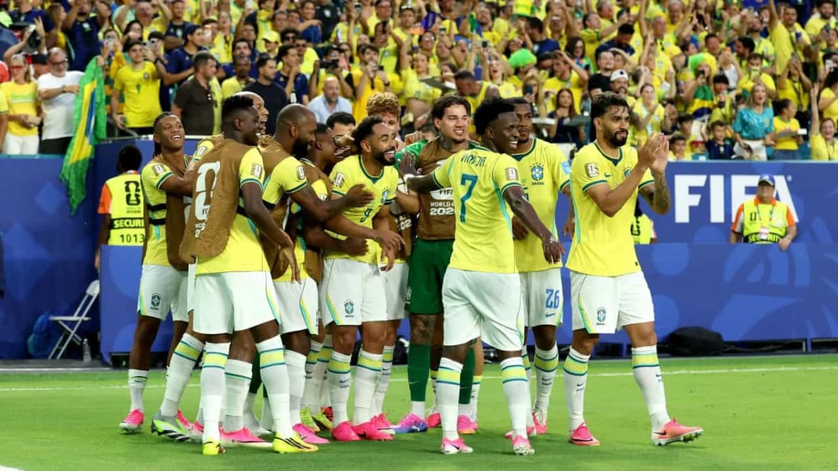 Brasil vence a Escócia, garante liderança e avança ao mata-mata da Copa do Mundo 2026