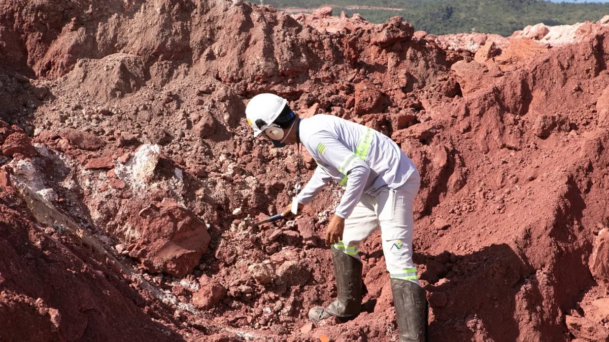 China impõe sanções a empresa de terras raras com operação em Minaçu