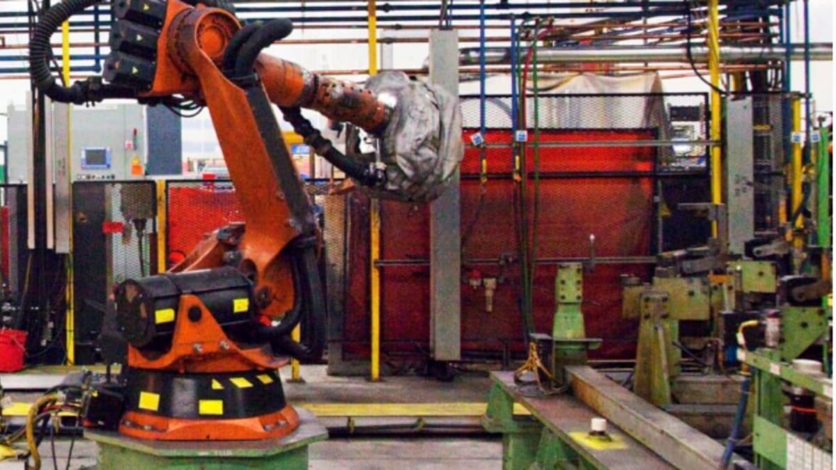 Siderúrgica em Santa Cruz abre inscrições para 40 vagas de trabalho