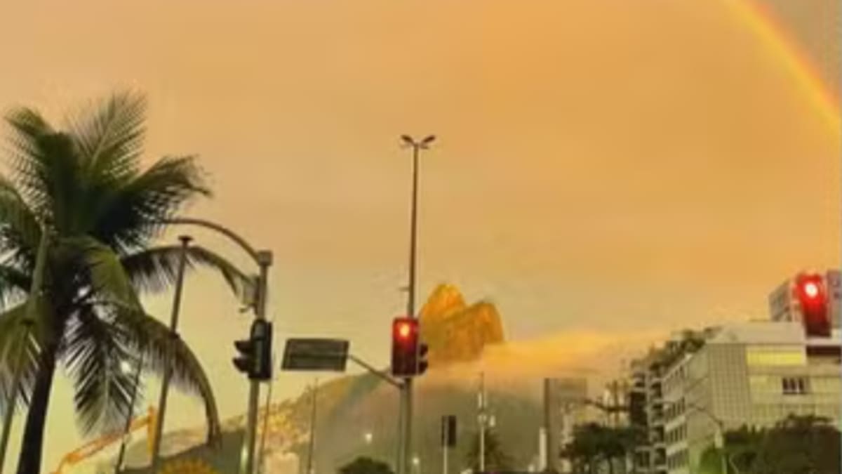 Arco-Íris aparece no Rio de Janeiro e indica melhora do tempo neste fim de semana