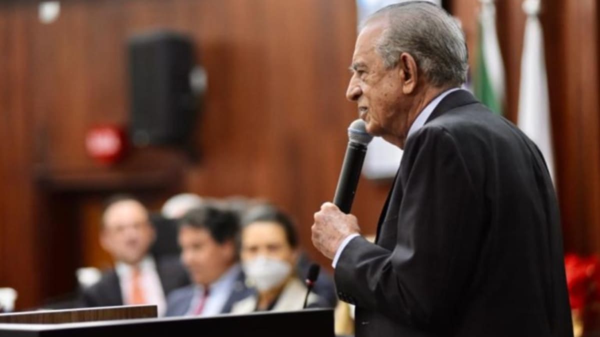 Não, Iris Rezende não se assemelhava em nada a Bolsonaro